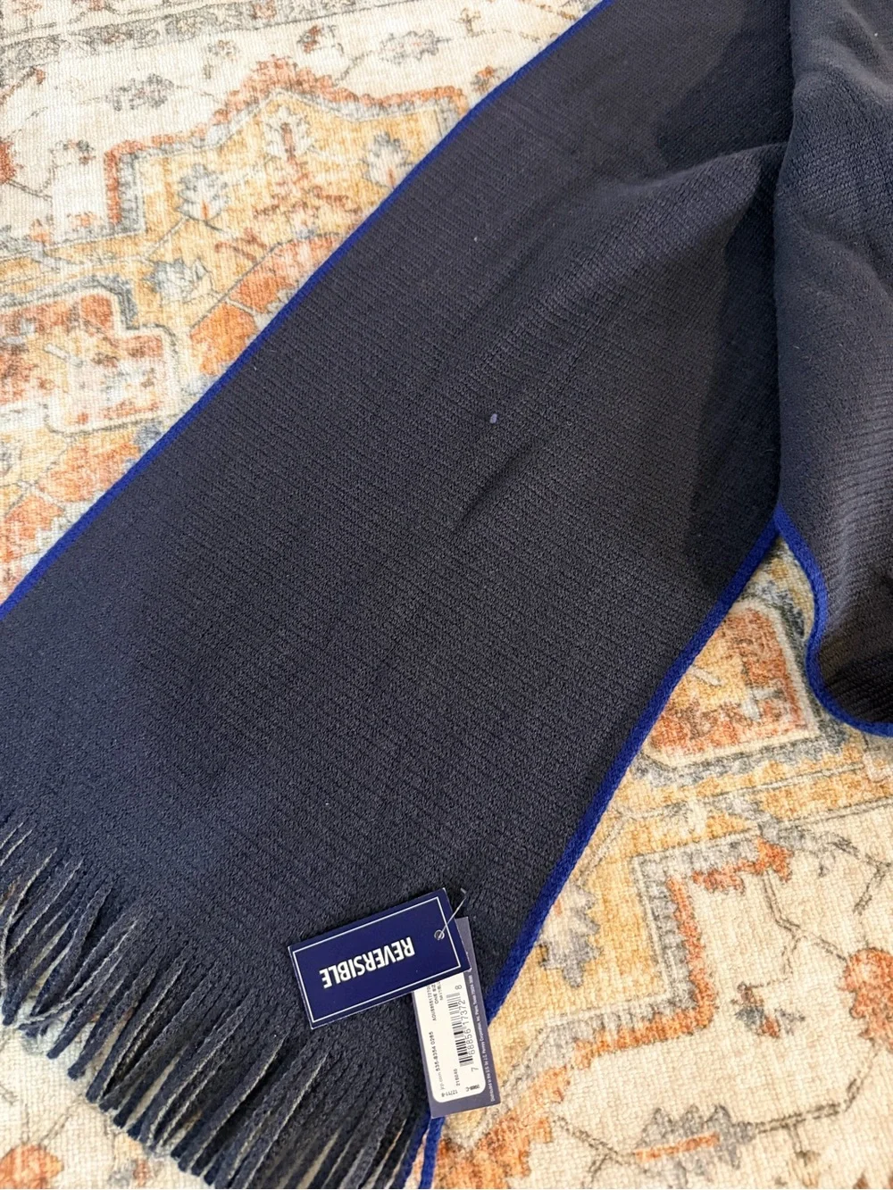 Men’s reversible scarf